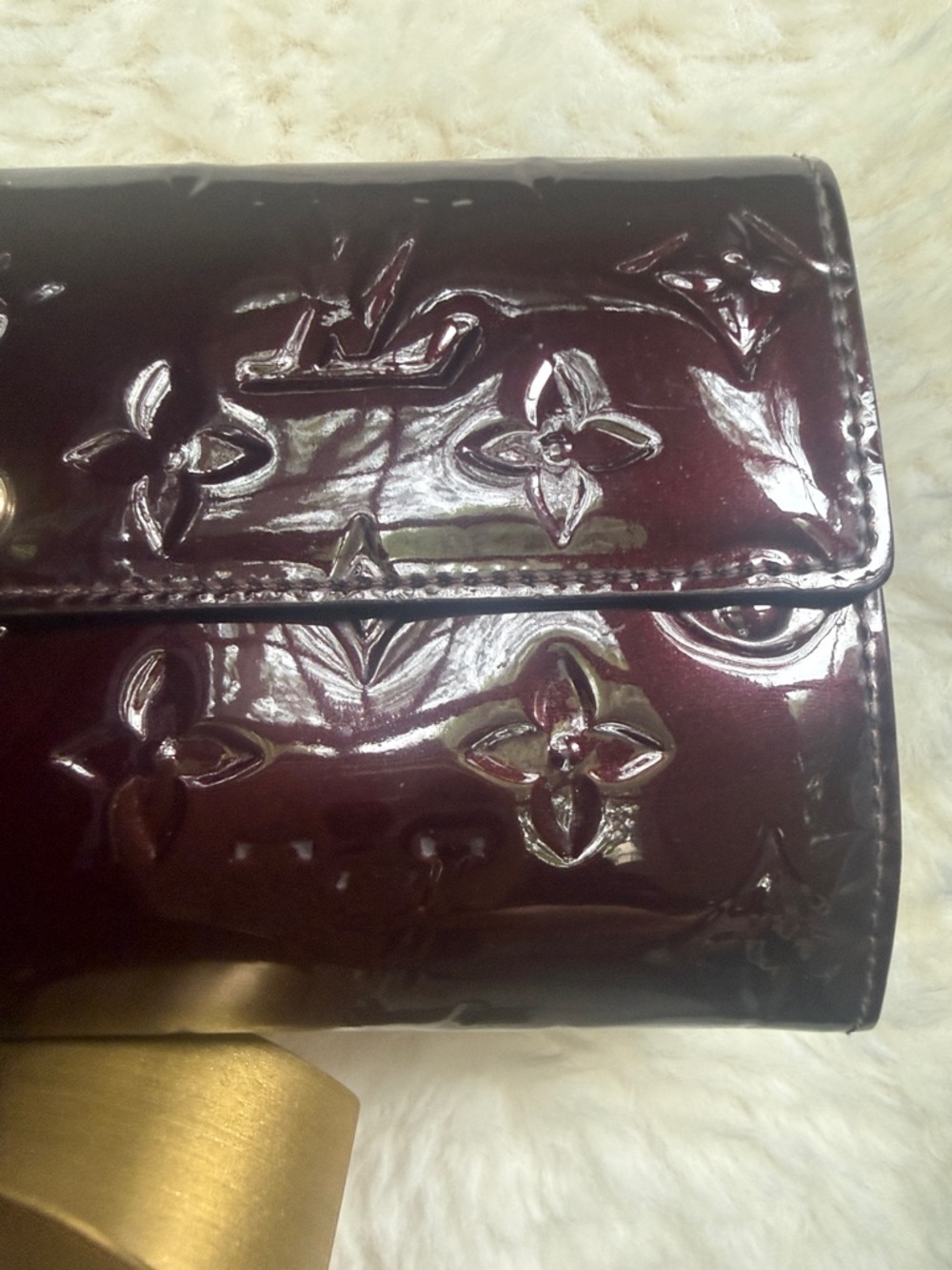Louis Vuitton Vernis Amarante Sarah Deep Bordeaux Patent Continental Wallet - Picture 2 of 8